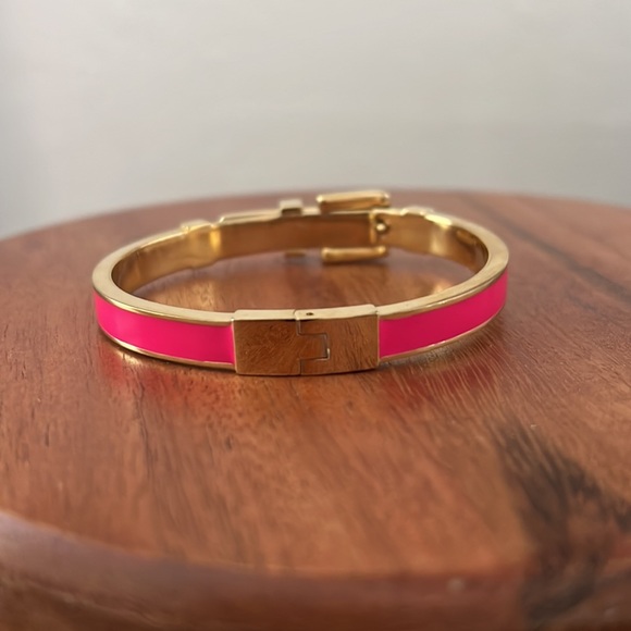 Michael Kors Hot pink and Gold buckle bracelet - Picture 2 of 4